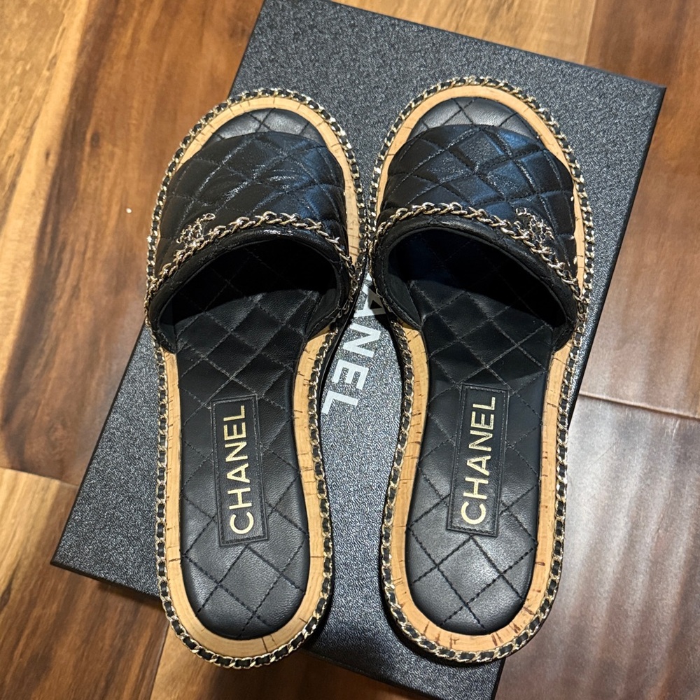 Chanel mules - Picture 5 of 6